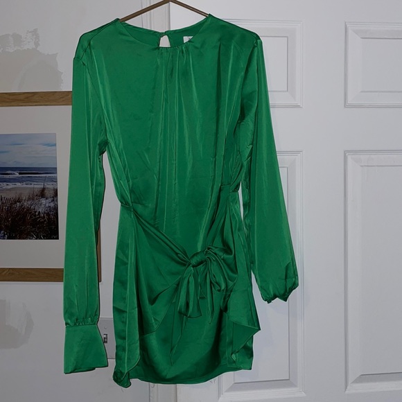 Dresses & Skirts - Runway Scout - Green, Size 6, long sleeve dress